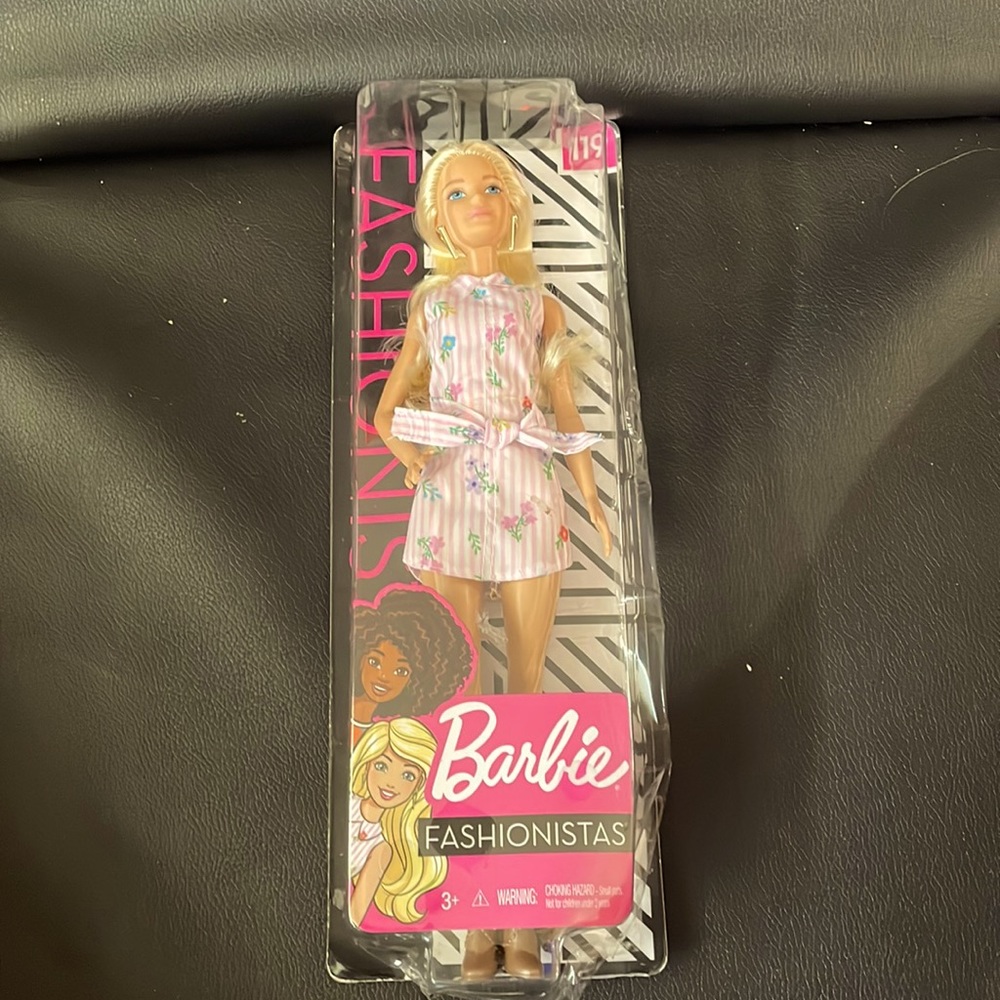 Barbie fashionistas 119 new